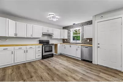 4021 Lakewood Drive, De Soto, MO 63020 - Photo 10