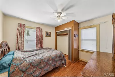 2912 Maywood Avenue, Velda Village Hills, MO 63121 - Photo 12
