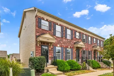 305 Willott Square Drive, Saint Peters, MO 63376 - Photo 2