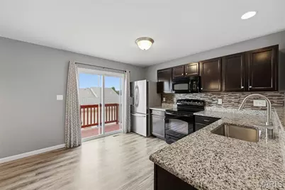 305 Willott Square Drive, Saint Peters, MO 63376 - Photo 14