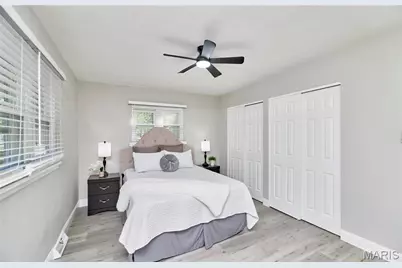 7707 Springdale Drive, Normandy, MO 63121 - Photo 38