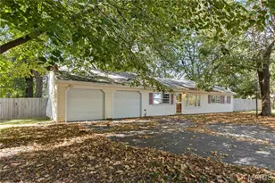 12011 Garden Ln, Spanish Lake, MO 63138 - Photo 2