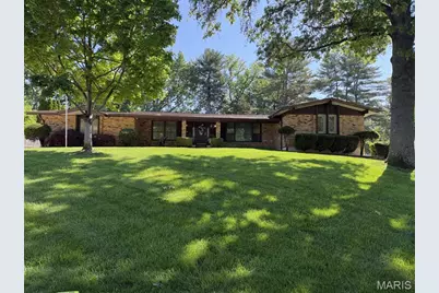 14167 Parliament Drive, Chesterfield, MO 63017 - Photo 2