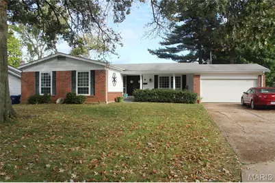 6 Cornflower Court, Florissant, MO 63033 - Photo 2