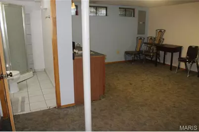 6 Cornflower Court, Florissant, MO 63033 - Photo 18