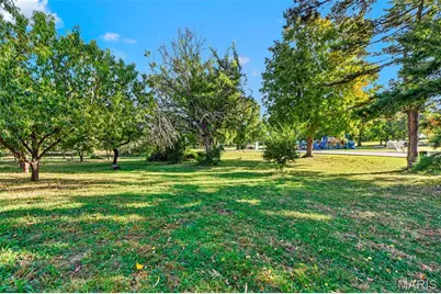 7012 N Hanley Road, Hazelwood, MO 63042 - Photo 22
