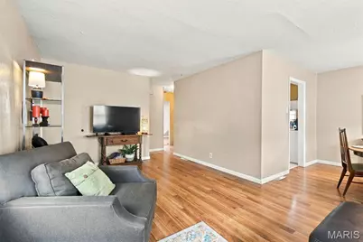9458 Mackenzie Road, Affton, MO 63123 - Photo 12