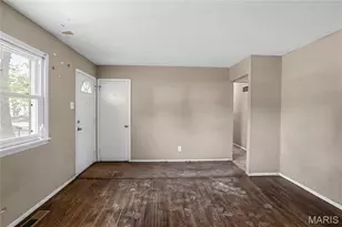 12025 Lavida Ave, Saint Louis, MO 63138 - Photo 4