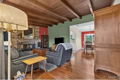 4901 Mount Royal Road, Saint Louis, MO 63128 - Photo 4