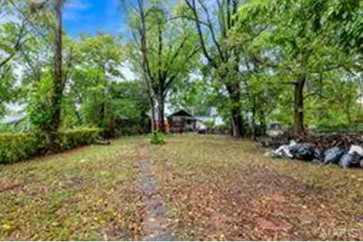 8209 Saint Charles Lane, Saint John, MO 63114 - Photo 16