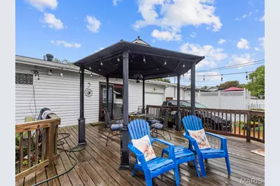 975 Sherman Lane, Florissant, MO 63031 - Photo 6