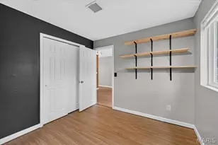 12453 Westport Dr, Saint Louis, MO 63146 - Photo 22