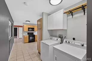 12453 Westport Dr, Saint Louis, MO 63146 - Photo 30