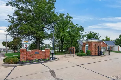 643 Kerryton Place Circle, Ellisville, MO 63021 - Photo 36