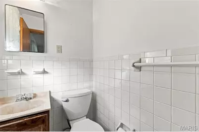 8622 North Avenue, Saint John, MO 63114 - Photo 10