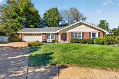 2057 Setters Hill Court, Chesterfield, MO 63017 - Photo 2
