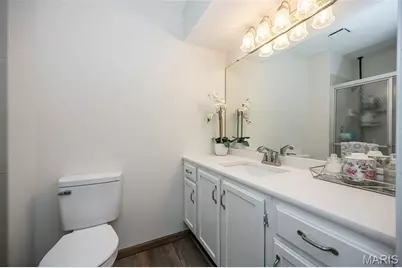 3049 Arrowhead Point Drive, Oakville, MO 63129 - Photo 24