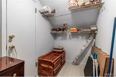 729 Zeiss, Saint Louis, MO 63125 - Photo 28