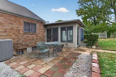 9929 Berwick Drive, Affton, MO 63123 - Photo 44