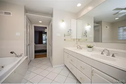 3 Wilshire Terrace, Webster Groves, MO 63119 - Photo 26