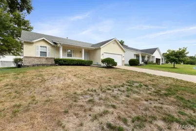 578 Prentice Drive, Saint Peters, MO 63376 - Photo 2