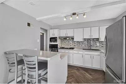 9532 Tealridge Drive, Saint Louis, MO 63126 - Photo 6