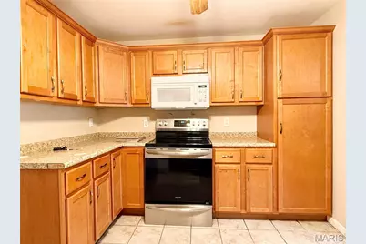 408 Warfield Avenue, Ferguson, MO 63135 - Photo 16