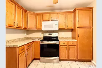 408 Warfield Avenue, Ferguson, MO 63135 - Photo 2