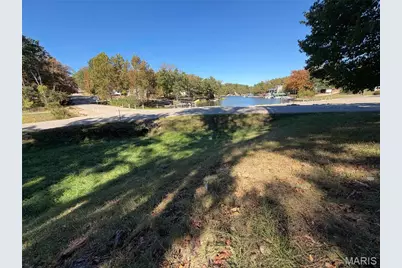 8889 Parrot Dr, French Village, MO 63036 - Photo 6