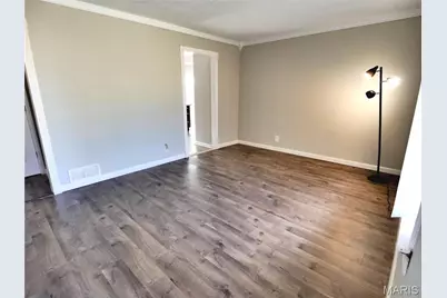 11258 Saint Damian Drive, Saint Ann, MO 63074 - Photo 2