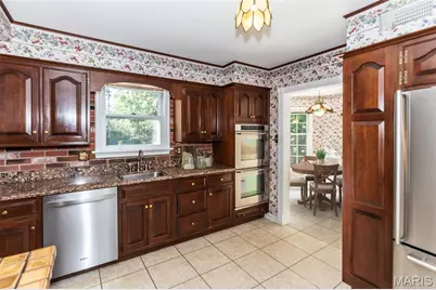 312 McDonald Place, Webster Groves, MO 63119 - Photo 8