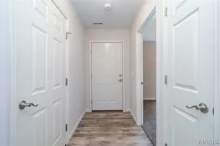 1025 Hawk Ridge Dr, Union, MO 63084 - Photo 2