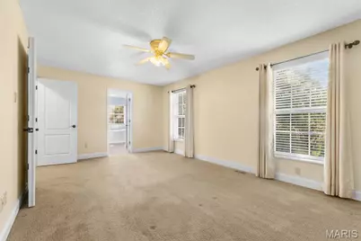5009 Royal Burgess Drive, Saint Peters, MO 63304 - Photo 4