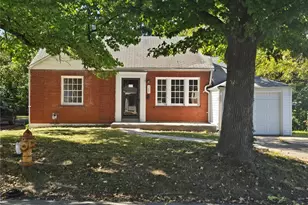 309 Newell Dr, Ferguson, MO 63135 - Photo 1
