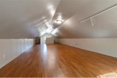 6731 Crest Avenue, University City, MO 63130 - Photo 10