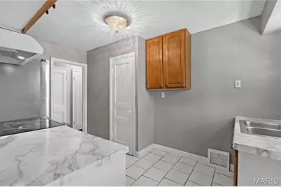 7358 Trenton Avenue, University City, MO 63130 - Photo 12