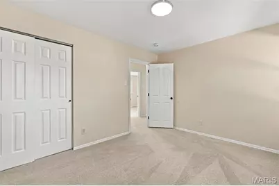 832 Courtland Place, Ballwin, MO 63021 - Photo 14