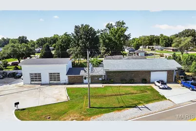7455 Veterans Memorial Parkway, Saint Peters, MO 63376 - Photo 2