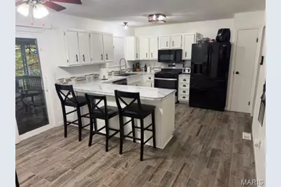 1028 Lanawood Court, Florissant, MO 63031 - Photo 2
