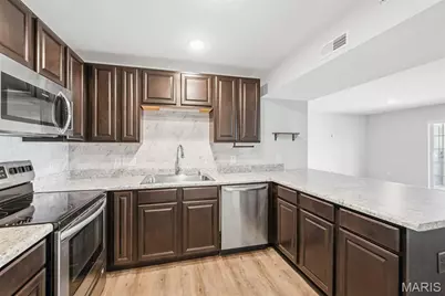 321 Bordeaux Way, Saint Peters, MO 63376 - Photo 8