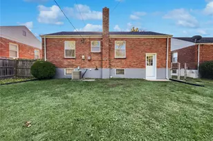 2813 Mohattan Ln, Saint Louis, MO 63125 - Photo 8