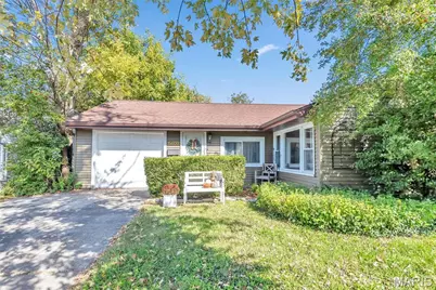 11409 Manchester Road, Saint Louis, MO 63122 - Photo 1