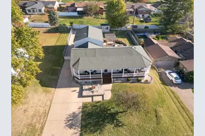 4809 Oakbrier Drive, Saint Louis, MO 63128 - Photo 1