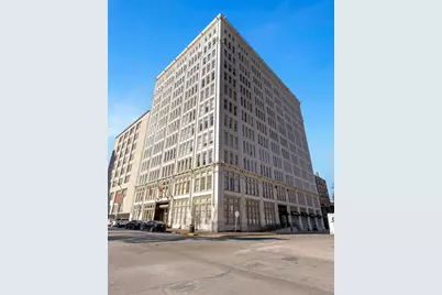 1501 Locust Street #1202, Saint Louis, MO 63103 - Photo 1