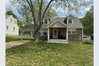 448 Chamberlin Drive, Ballwin, MO 63021 - Photo 1