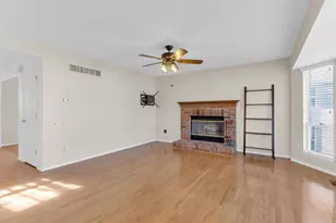 3609 Summer Brook Ct, Oakville, MO 63129 - Photo 20