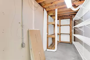 3609 Summer Brook Ct, Oakville, MO 63129 - Photo 36