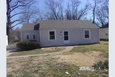 306 S Harvey Avenue, Saint Louis, MO 63135 - Photo 1