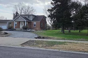 2520 Charbonier Rd, Florissant, MO 63031 - Photo 1