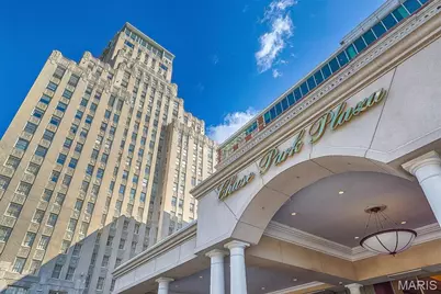 232 N Kingshighway Boulevard #1502, Saint Louis, MO 63108 - Photo 1